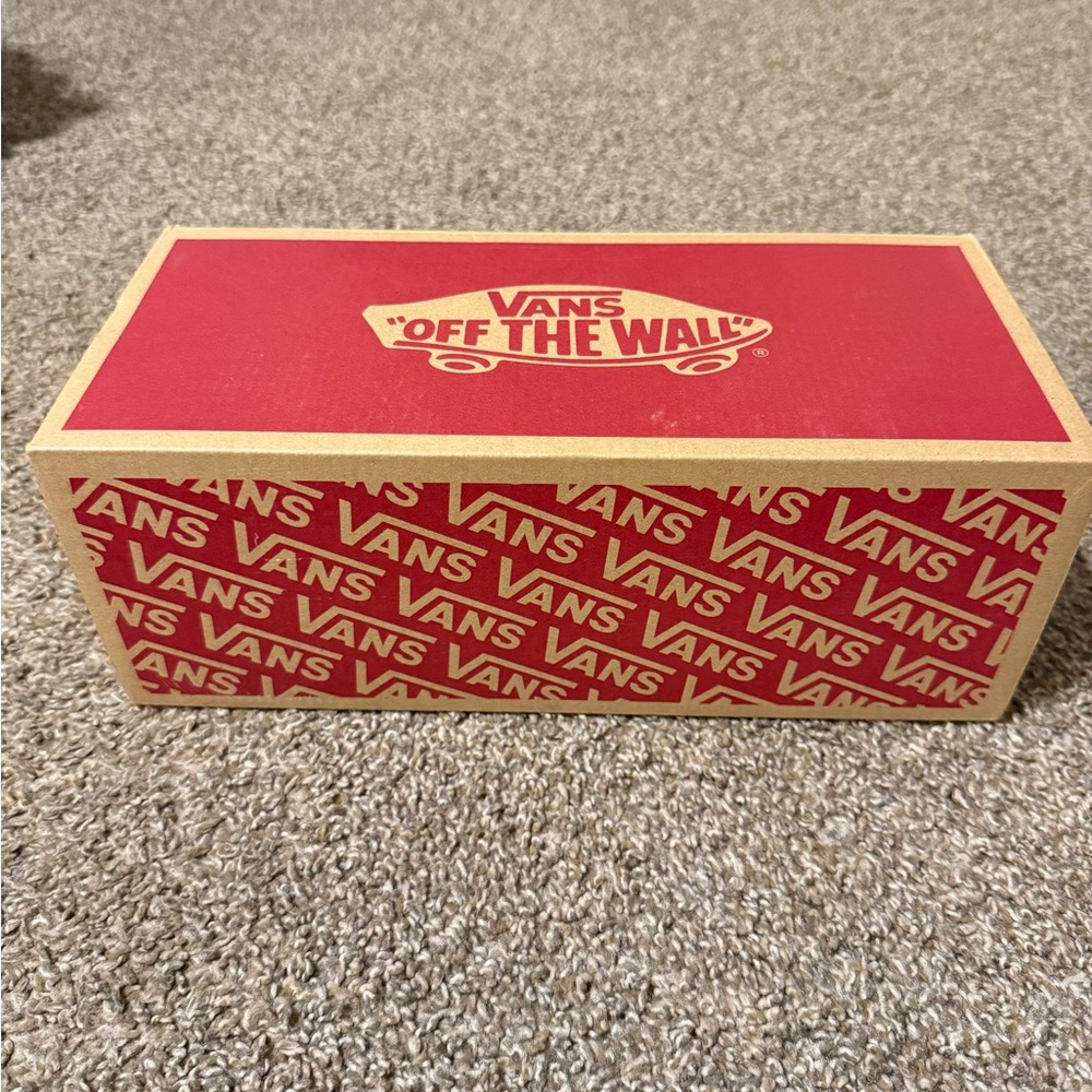 Brand new white Vans - Size 9 1/2 - Picture 9 of 9